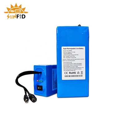 12V 20Ahの再充電可能なリチウム電池は太陽エネルギーシステムLED照明灯のための18650を詰める
