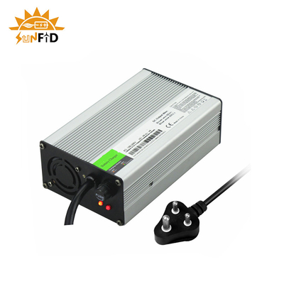 電気スクーターの電気フォークのための12v Ebikeのリチウム電池の充電器24v 36v 48v 52v 60v 72v